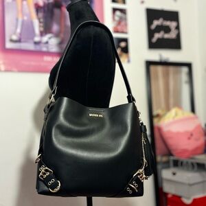 BRAND NEW! MADDEN NYC - Gorgeous Black Purse with gold accents! Super cute!🩷